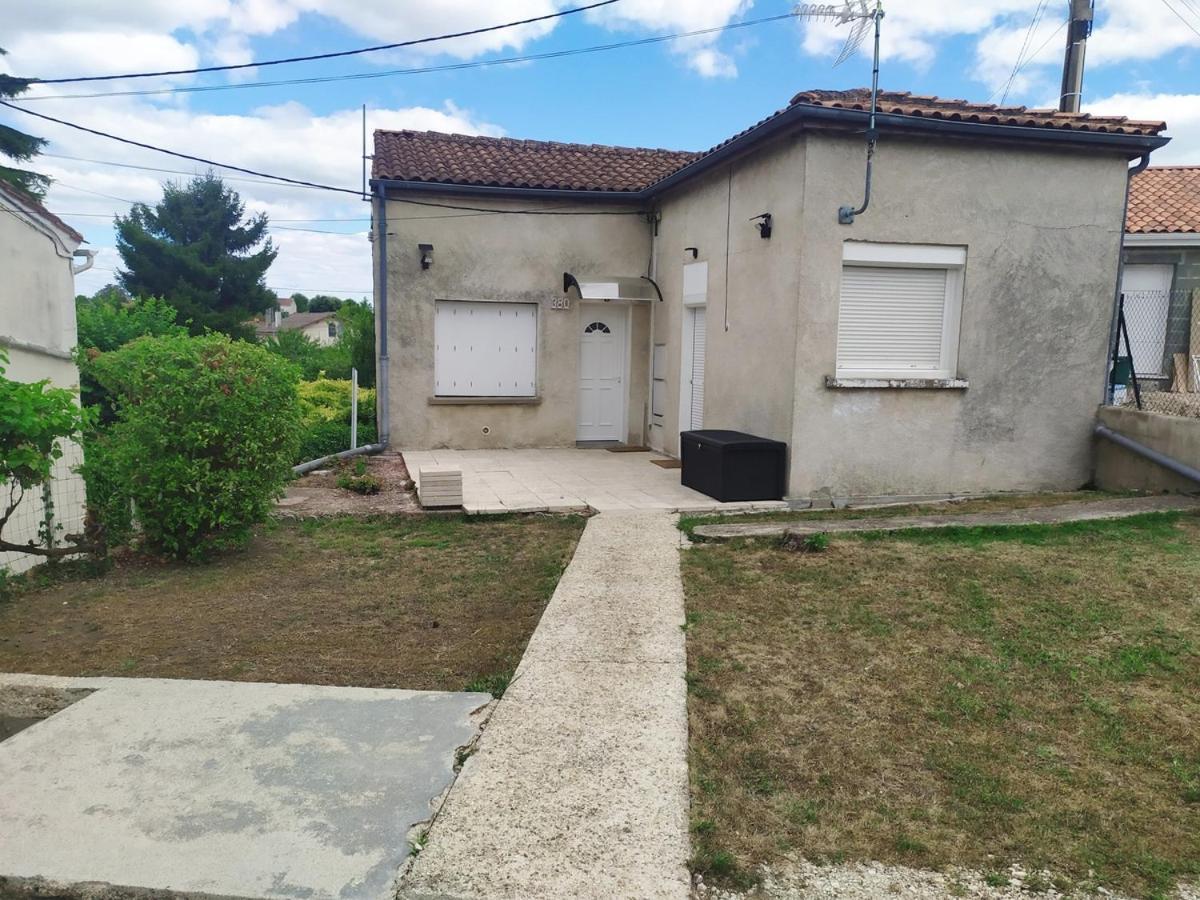 Appartement T2- Le Bon Accueil / Wifi / Parking Angouleme Luaran gambar